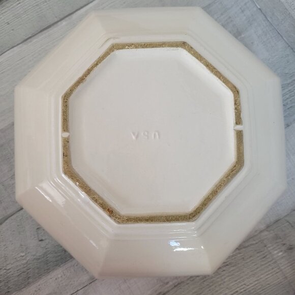 Vintage McCoy USA Large White Octagonal Ceramic Bowl - Picture 2 of 8
